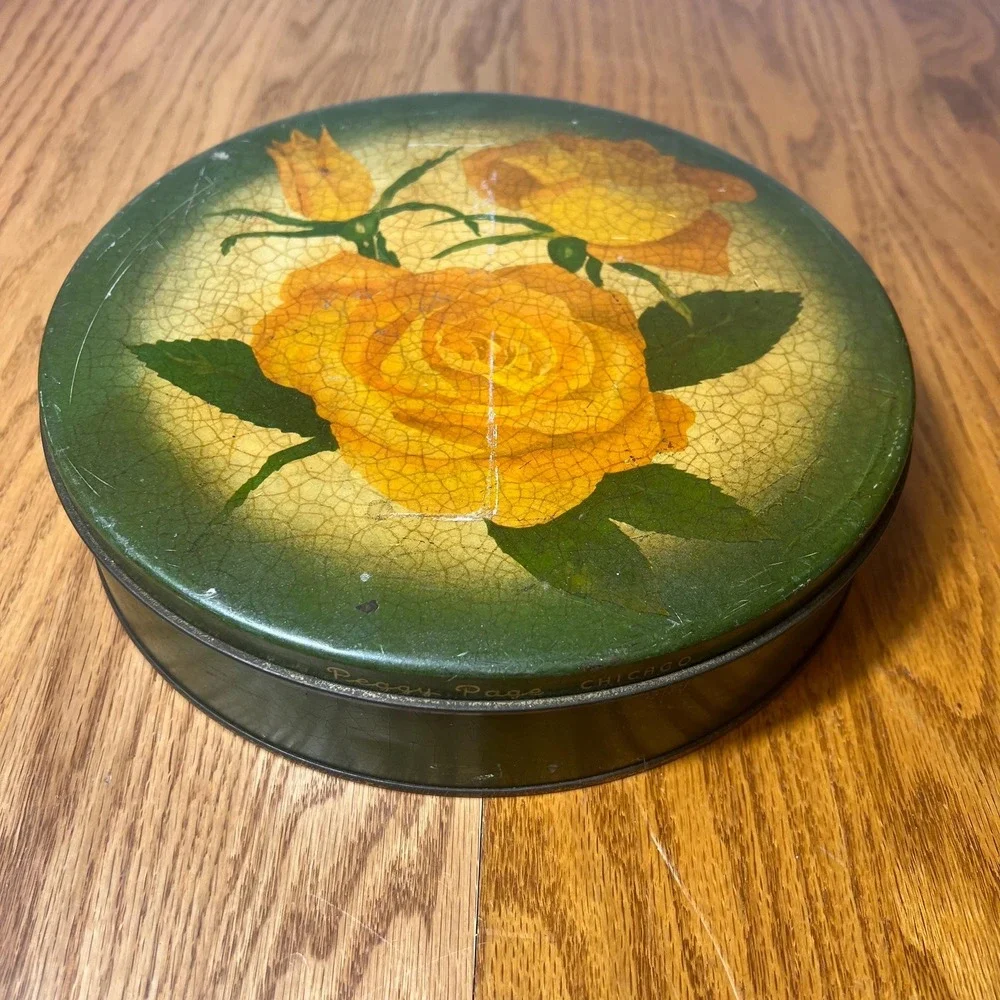 VTG Peggy Page Chicago Metal Sewing Tin VTG Buttons & Notions Mid Century Sewing
